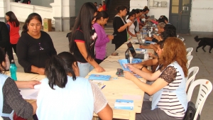 Continua entrega de tarjetas AlimentAR en la capital