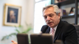Fern&aacute;ndez reiter&oacute; que el Estado debe "regular servicios p&uacute;blicos"