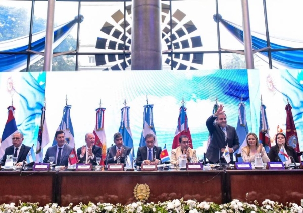 El Norte Grande sesion&oacute; en Tucum&aacute;n con fuerte reclamo federal