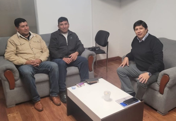 Fortalecen el di&aacute;logo con gremios