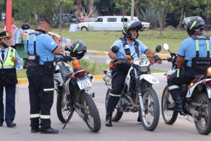 Operativo de tr&aacute;nsito por cambio de tanque de &oacute;xigeno del Hospital Pablo Soria