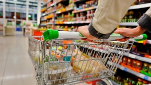 El Gobierno lanz&oacute; S&uacute;per Cerca con 70 productos a precios congelados hasta fin de a&ntilde;o
