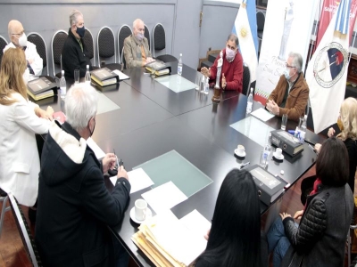 Se reuni&oacute; el jurado por premios "San Salvador"