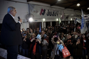 Militancia de Primero Jujuy reafirm&oacute; principios peronistas en el Dia de la Lealtad