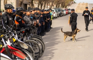 Lanzamiento operativo policial preventivo en barrio Tupac Amaru