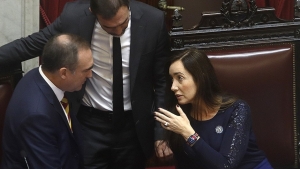Los gobernadores esperan una &uacute;ltima negociaci&oacute;n con Milei en el Senado y condicionan el Pacto de Mayo