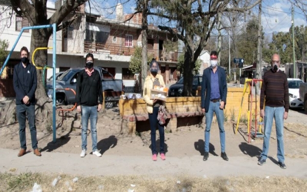 Entregaron Chips solidarios en barrios populares