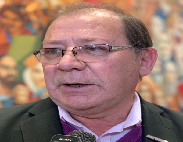 Criticas a la Izquierda juje&ntilde;a