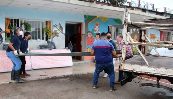 Asistencia&nbsp; y contenci&oacute;n&nbsp; a familias damnificadas por las tormentas&nbsp;&nbsp;&nbsp;
