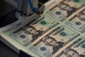 La brecha entre el d&oacute;lar oficial y el blue qued&oacute; por debajo del 3% y es la m&aacute;s baja desde la salida del cepo