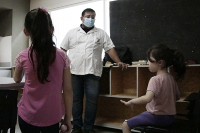 Controles oftalmol&oacute;gicos y odontol&oacute;gicos a los ni&ntilde;os que asisten a la colonia del CDI &ldquo;Mary Ferr&iacute;n&rdquo;