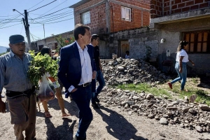 Sadir recorri&oacute; el barrio "El Milagro" de Alto Comedero