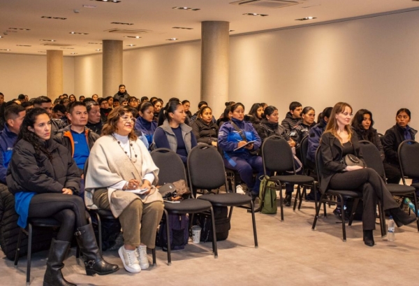 Capacitan en prevenci&oacute;n del grooming a agentes del Estado