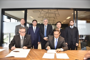 Morales y la china Gotion firmaron un segundo acuerdo para fabricar en Jujuy celdas para bater&iacute;as de litio