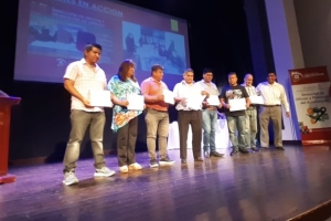 El intendente Jorge encabez&oacute; la ceremonia de entrega de certificados en oficios