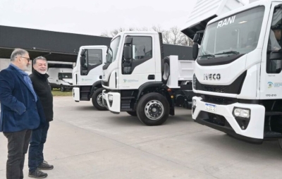 Municipio incorpor&oacute; cuatro nuevos camiones volquete