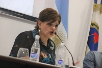 "Un Estado con equilibrio fiscal, pero con la gente adentro"