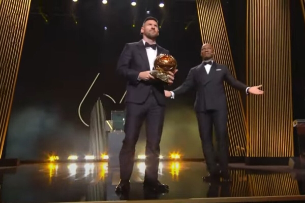 Lionel Messi gan&oacute; su octavo Bal&oacute;n de Oro y dej&oacute; atr&aacute;s a Mbapp&eacute; y a Haaland