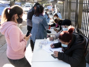 Continuar&aacute;n vacunando en edificios municipales