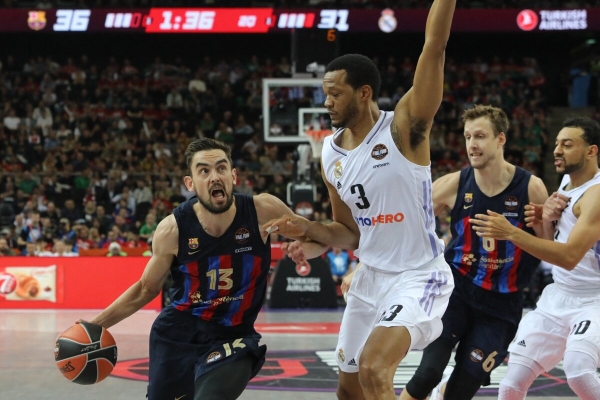Real Madrid le gan&oacute; el cl&aacute;sico a Barcelona y jugar&aacute; la final de la Euroliga de b&aacute;squetbol