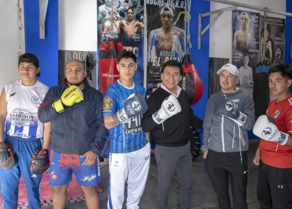 Concejal en Escuela Juvenil de Boxeo de Villa Jard&iacute;n de Reyes
