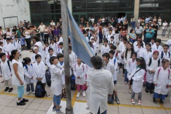 Acuerdo Escolar 2023: convocan a empresarios a sumarse