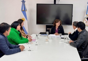 Educaci&oacute;n firm&oacute; un convenio de pasant&iacute;as con Hierronort