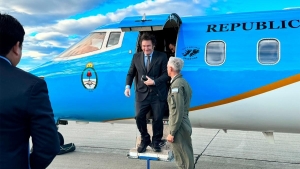 Milei viaja a Davos y buscar&aacute; respaldo para lograr los U$S4.700 millones del FMI