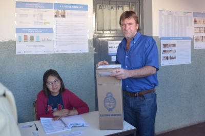 RIZZOTTI: &ldquo;PENSAR EN EL PAGO CHICO&rdquo;