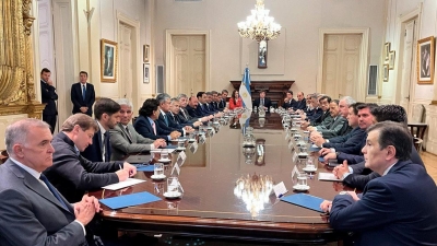 Milei se reuni&oacute; con los 24 gobernadores