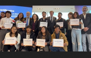 Mano de obra local calificada al mundo del trabajo