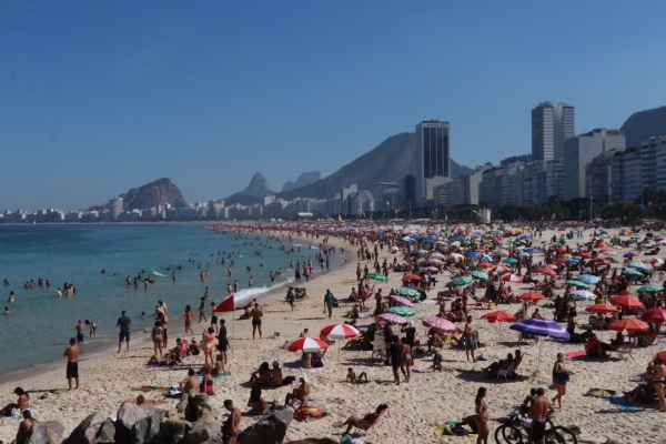 &iquest;Hay que vacunarse contra la fiebre amarilla para viajar a Brasil? Lo que recomiendan los expertos