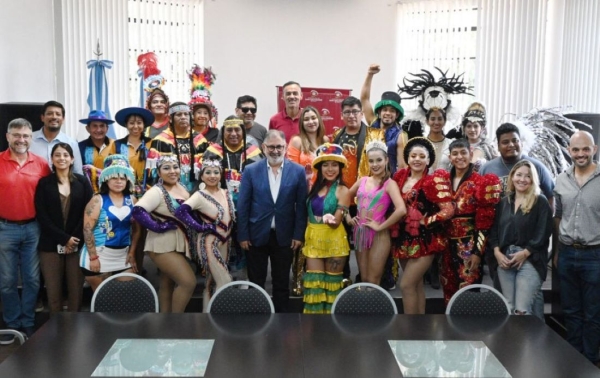 Agrupaciones ganadoras de los Corsos Capitalinos 2025