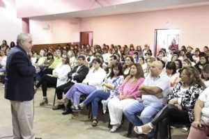 Entrega de cargos titulares a 1100 docentes de nivel Inicial y Primario