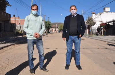 Obras mixtas en barrio Gral. Arias