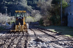 Municipio inici&oacute; un plan de tareas de nivelado, perfilado y enripiado en  Reyes