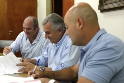 Morales promueve el desarrollo tur&iacute;stico y el cannabis medicinal