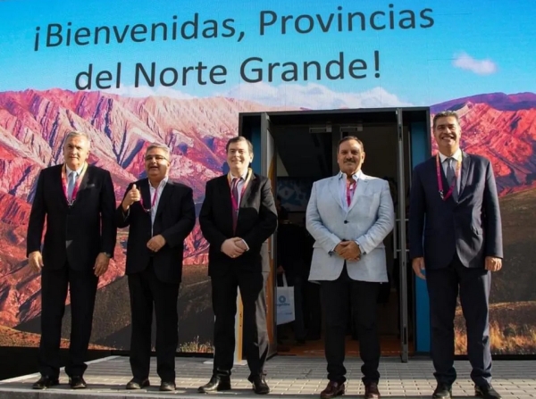 Morales instala en Dub&aacute;i la oferta exportadora de la regi&oacute;n