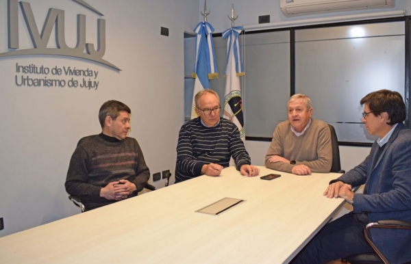 IVUJ: Se firmaron contratos de ejecuci&oacute;n de obra para 288 departamentos