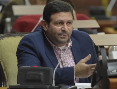 "Mientras el Gobierno Nacional abandon&oacute; sus responsabilidades, la provincia se hace cargo"