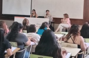 Promoción de servicios y programas para estudiantes de la carrera de Trabajo Social