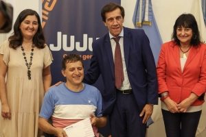 Sadir entreg&oacute; subsidios para microemprendimientos de personas discapacitadas