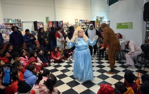 Abuelos Cuentacuentos brillaron en la Feria del Libro