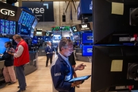 Jornada financiera: con el d&oacute;lar en baja, hubo euforia por la suba de acciones y bonos en la primera rueda de 2025