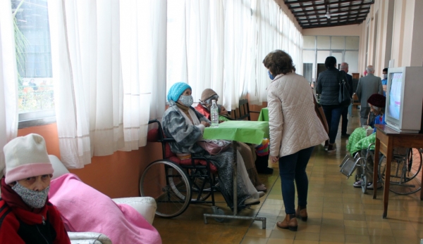 Defensor del Pueblo alert&oacute; por situaci&oacute;n "endeble" de geri&aacute;tricos
