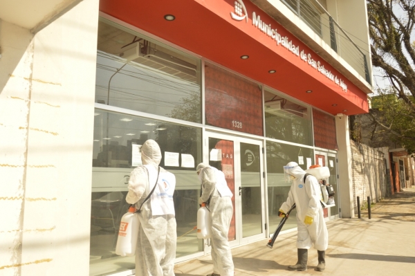 Continuan desinfecciones en edificios municipales