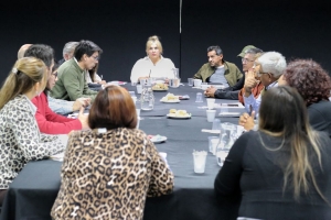 Gobierno ratificó el diálogo salarial con docentes y estatales