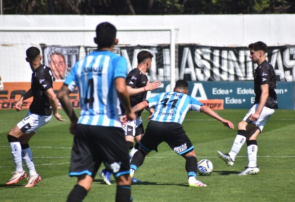 Gimnasia perdi&oacute; la punta, pero sigue dando pelea con la frente en alto
