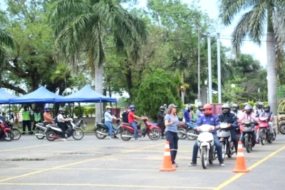 Semana de la Seguridad Vial: Cl&iacute;nica de conducci&oacute;n segura para motociclistas