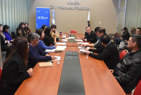 Comisi&oacute;n de Asuntos Sociales se reuni&oacute; con Veterinarios